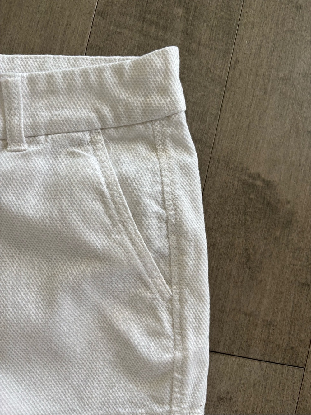 GAP High-Waist White Tailored Linen-Blend Shorts - Picture 6 of 11